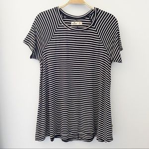 Hollister Black/white Striped Short Sleeves Tees